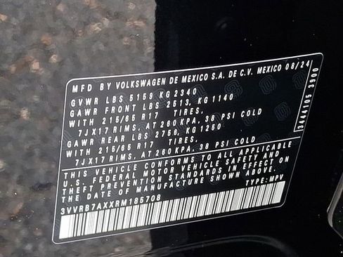 Certified 2024 Volkswagen Tiguan S image 27