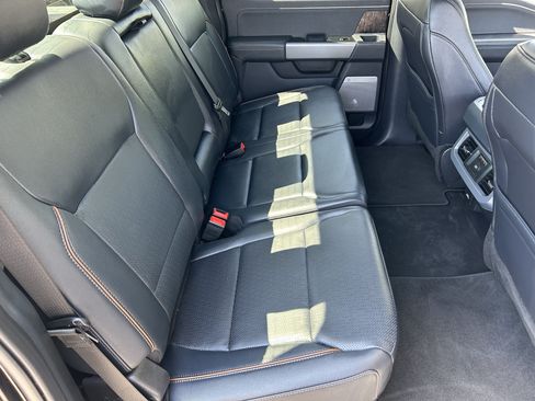 Used 2025 Ford F250 Lariat AWD/4WD image 11