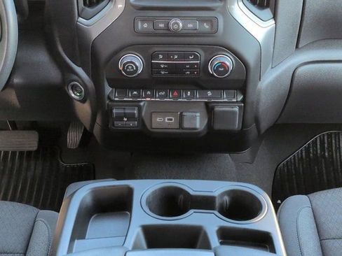 Used 2025 Chevrolet Silverado 1500 Custom Trail Boss AWD/4WD image 18