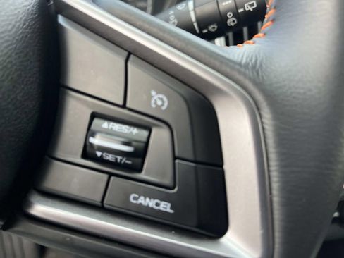 Used 2021 Subaru Crosstrek 2.0i Premium image 32