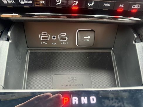 New 2025 Jeep Grand Cherokee Laredo w/ Luxury Tech Group I image 24