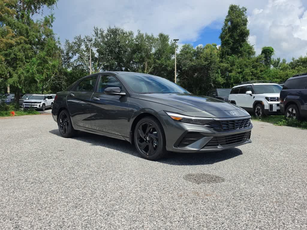 New 2026 Hyundai Elantra SEL Sport FWD image 9