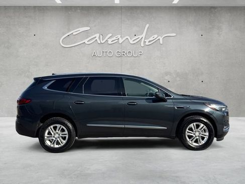 Used 2019 Buick Enclave Essence image 17