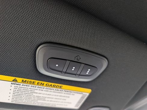 New 2026 Chrysler Pacifica Select image 35