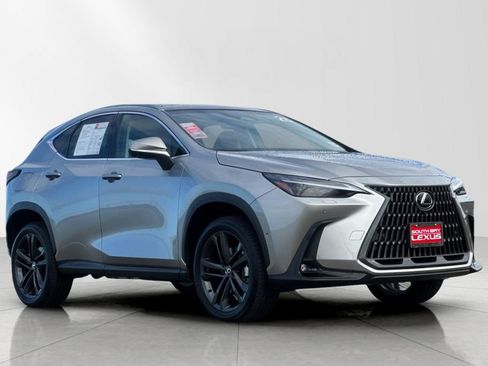 Used 2025 Lexus NX 450h+ AWD w/ Towing Package (2000 Lbs) image 8