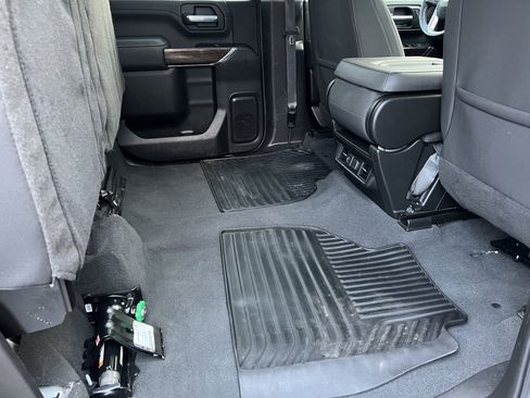 Used 2023 GMC Sierra 3500 SLE w/ SLE Value Package image 17