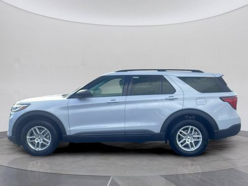New 2026 Ford Explorer Active AWD/4WD image 2