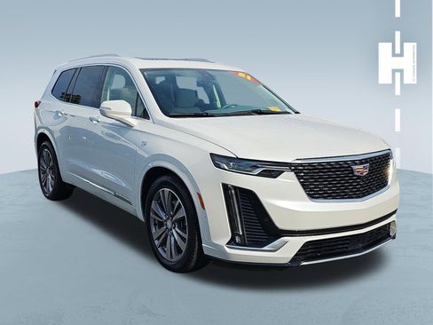 Used 2021 Cadillac XT6 Premium Luxury FWD image 1