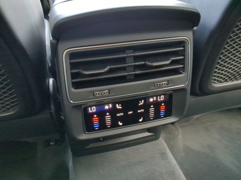 New 2026 Audi SQ7 Premium Plus image 16