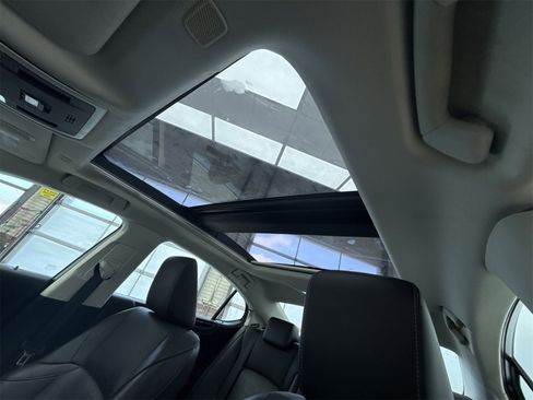 Used 2019 Lexus ES 350 image 36