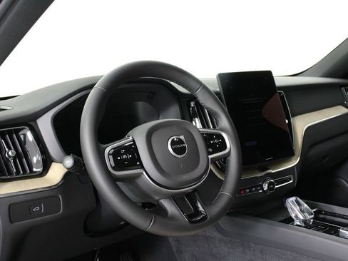 New 2026 Volvo XC60 B5 Plus w/ Protection Package Premier AWD/4WD image 8