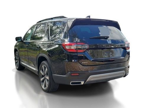 Used 2023 Honda Pilot Elite image 2