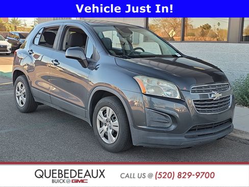 Used 2016 Chevrolet Trax LS image 1