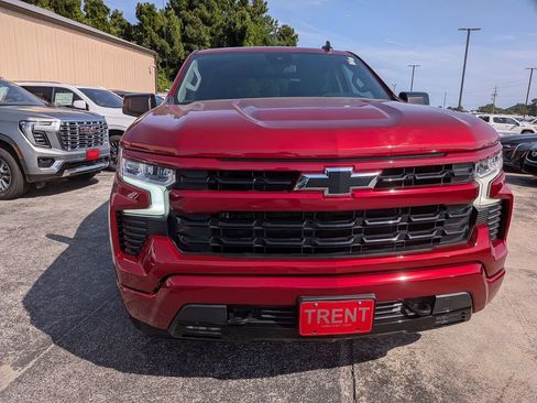 Used 2024 Chevrolet Silverado 1500 RST w/ Z71 Off-Road Package AWD/4WD image 6