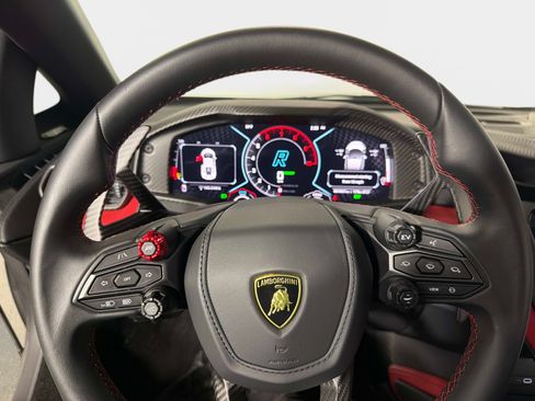Used 2024 Lamborghini Revuelto AWD/4WD image 35