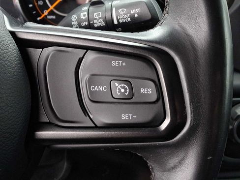 Used 2018 Jeep Wrangler Unlimited Sport S image 21