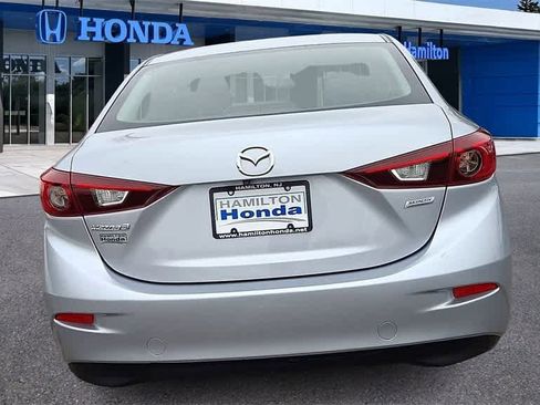 Used 2017 MAZDA MAZDA3 Sport w/ Preferred Equipment Package image 7