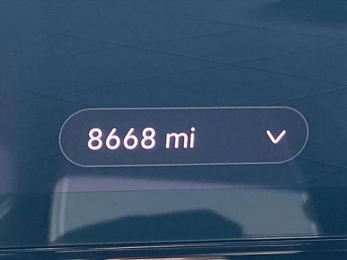 Used 2024 Volkswagen ID.4 2WD image 17