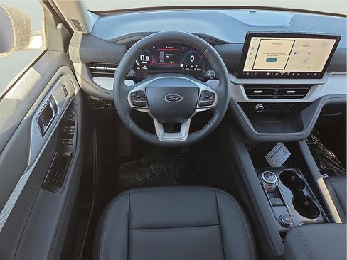 New 2026 Ford Explorer Active image 11