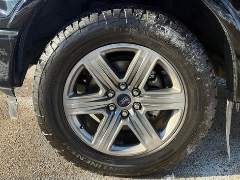 Used 2018 Ford F150 Lariat image 9