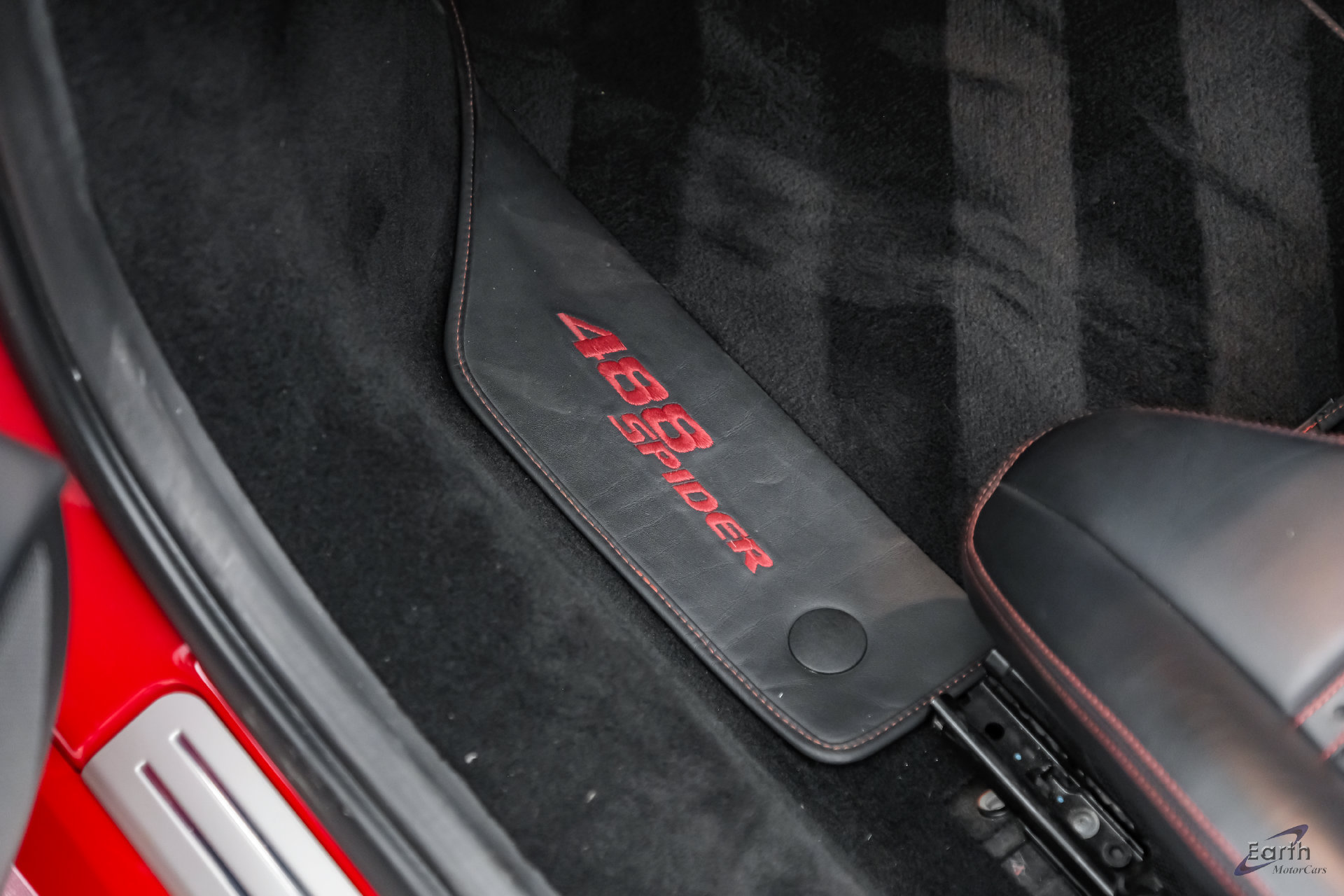 Used 2018 Ferrari 488 Spider RWD image 56