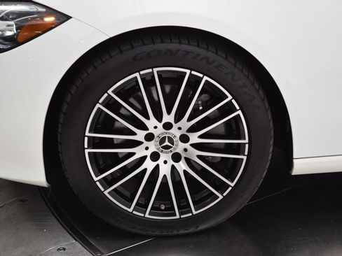 Used 2022 Mercedes-Benz C 300 Sedan image 12