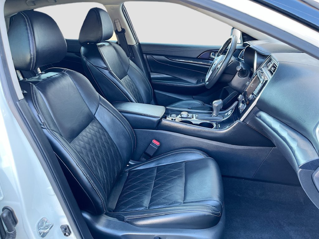 Used 2023 Nissan Maxima Platinum w/ Sport Mat Group FWD image 30