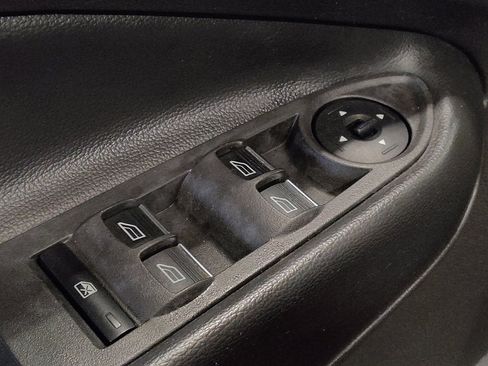 Used 2019 Ford Escape SE image 27