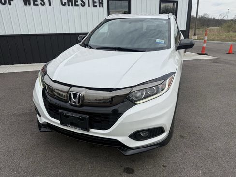 Used 2021 Honda HR-V Sport image 2