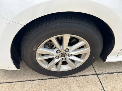 Used 2025 Toyota Camry LE FWD image 11