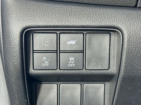 Used 2018 Honda CR-V Touring image 11