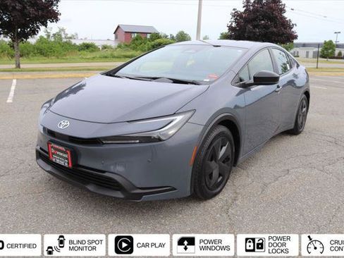 Certified 2024 Toyota Prius LE FWD image 1
