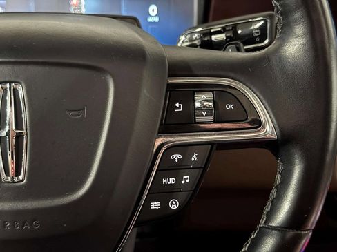 Certified 2022 Lincoln Navigator Reserve image 12
