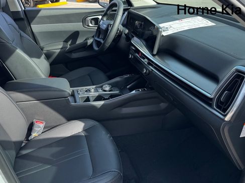 New 2026 Kia Sorento EX image 18