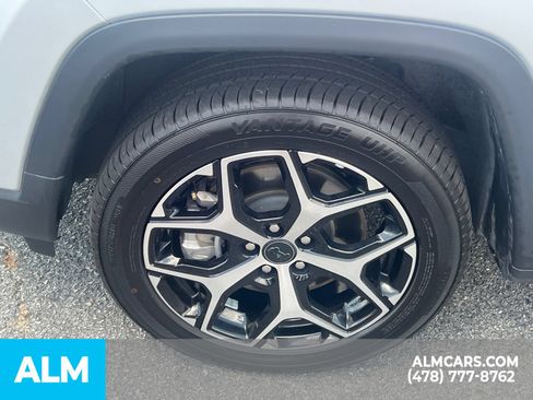 Used 2025 Jeep Compass Limited AWD/4WD image 12