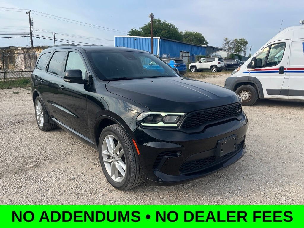 Used 2024 Dodge Durango GT RWD image 1