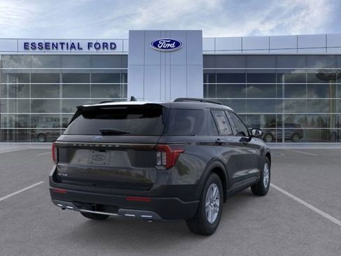 New 2026 Ford Explorer Active w/ Active Comfort Package image 8