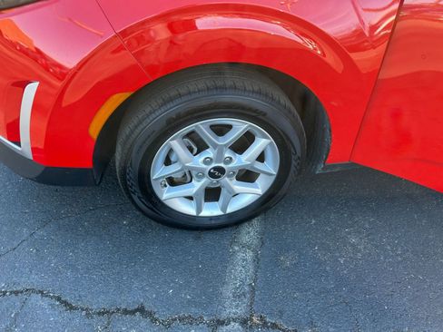 Used 2025 Kia Soul LX w/ LX Technology Package image 28