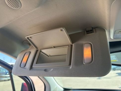 Used 2020 Buick Encore Sport Touring image 32