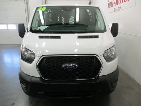 Used 2024 Ford Transit 250 Low Roof w/ Exterior Upgrade Package image 8