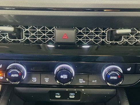 Used 2025 Honda Accord Touring image 18