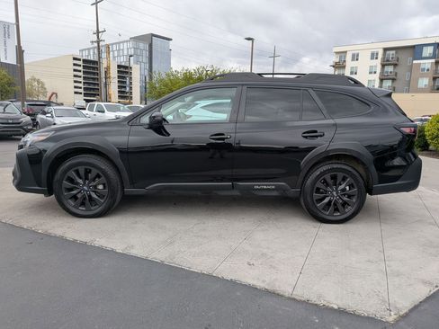 Used 2025 Subaru Outback Onyx Edition AWD/4WD image 9
