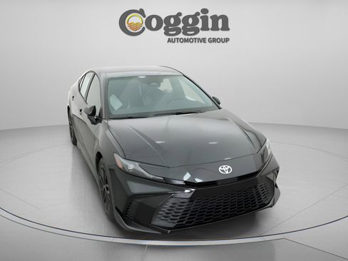 New 2026 Toyota Camry SE image 27