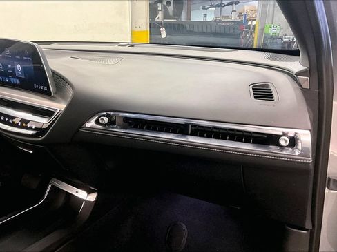 Used 2024 Cadillac Lyriq Luxury RWD image 15
