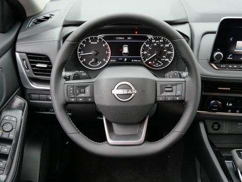 New 2026 Nissan Rogue SV AWD/4WD image 8