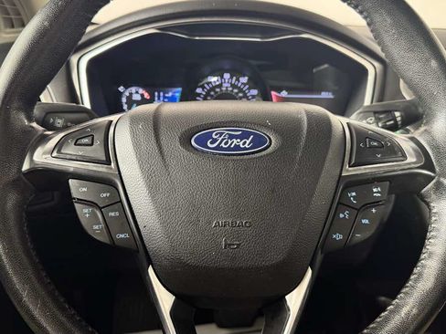 Used 2020 Ford Fusion SEL FWD image 15
