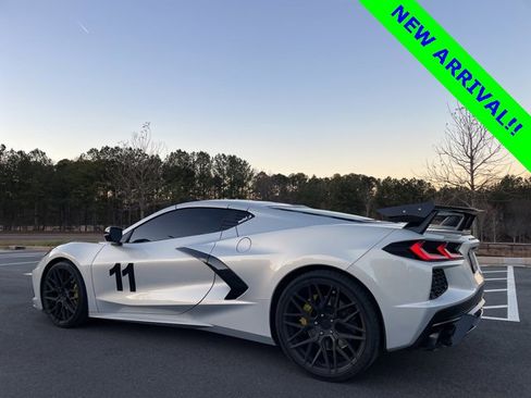 Used 2021 Chevrolet Corvette Stingray Premium Cpe w/ Z51 Performance Package image 5