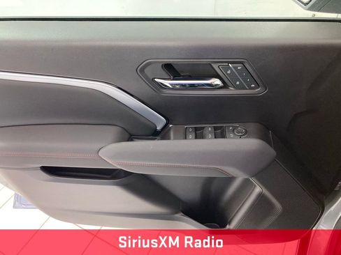 Used 2024 Chevrolet Colorado Z71 w/ Z71 Convenience Package 2 image 14