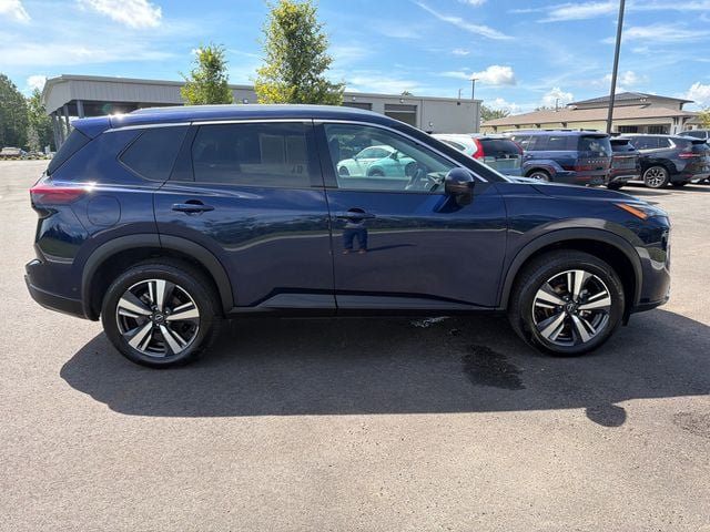Used 2026 Nissan Rogue SL FWD image 7