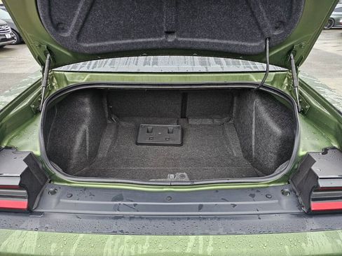 Used 2019 Dodge Challenger R/T Scat Pack w/ Shaker Package image 14